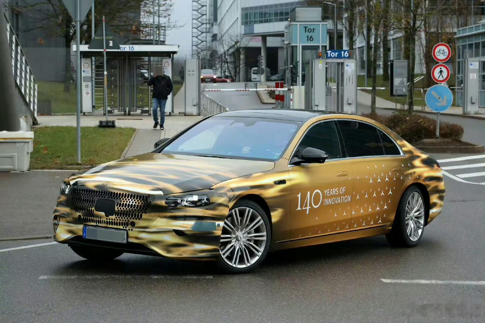 怎么说呢，奔驰s级有这么好的外观设计也是真的好起来了，来自221，222车主的凝