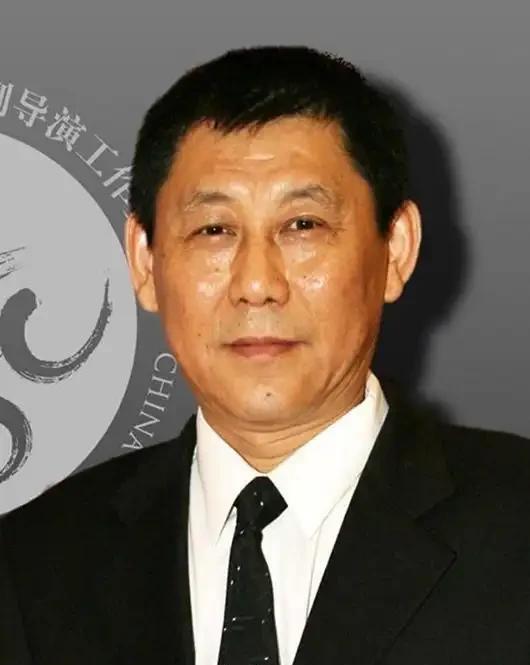 你可能不知道，《闯关东》的“朱开山”，差点就不是李幼斌。导演最初锁定了陈道明，