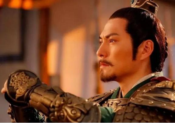 李世民晚年曾下过一道特殊诏令，将开国功臣李勣从朝中大臣贬去偏远地方任职，朝野上下