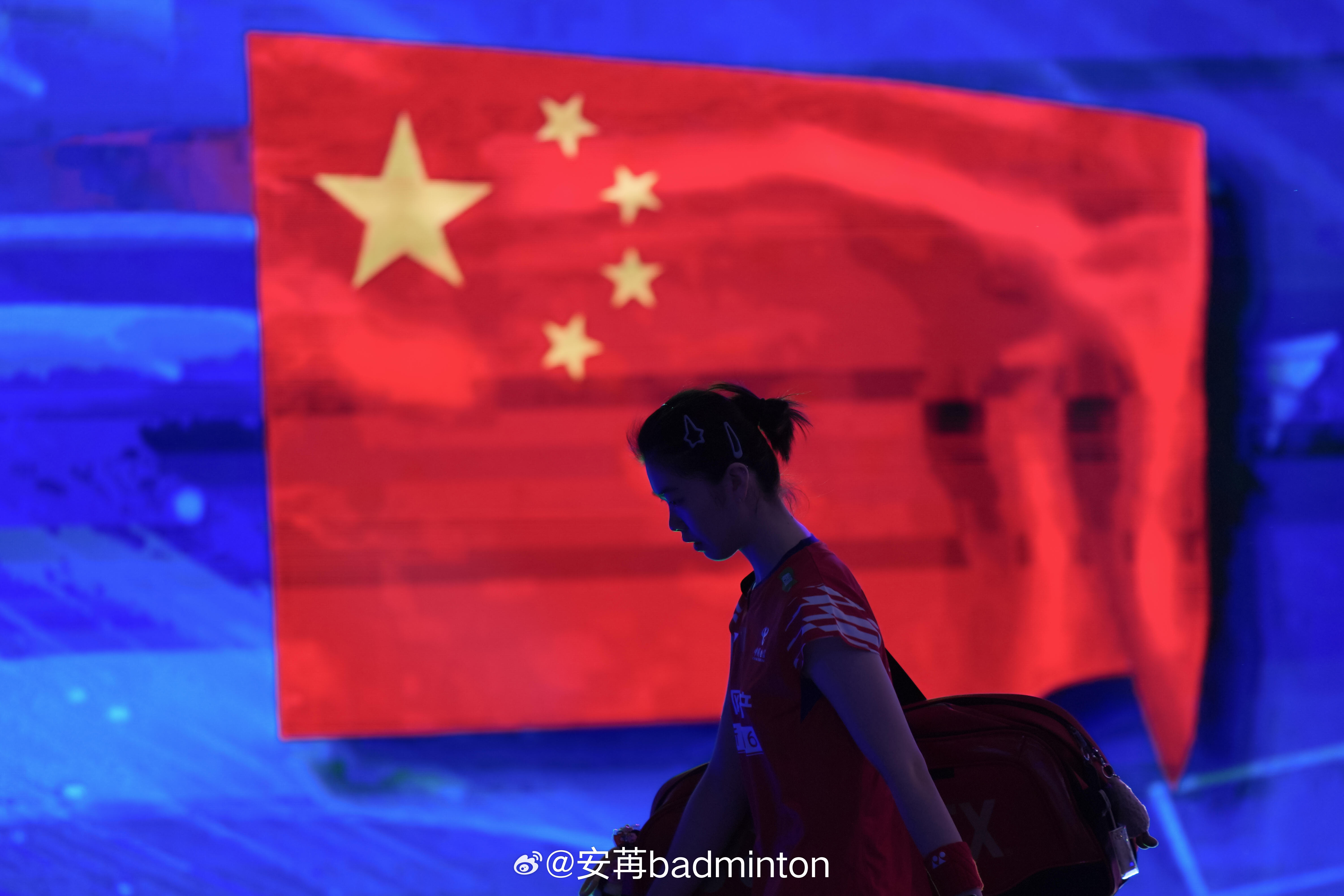 发文官宣退役！退役不是终点告别不是结束大家好！我是中国羽毛球队高昉洁2014