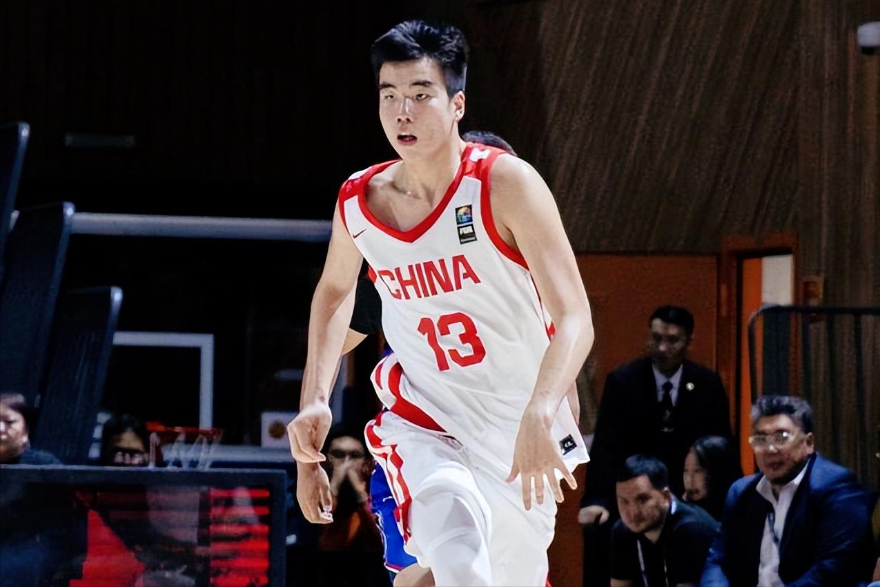 后来居上！中国U16男篮逆转韩国拿下关键战，小组赛三战全胜晋级亚洲杯淘汰赛。
