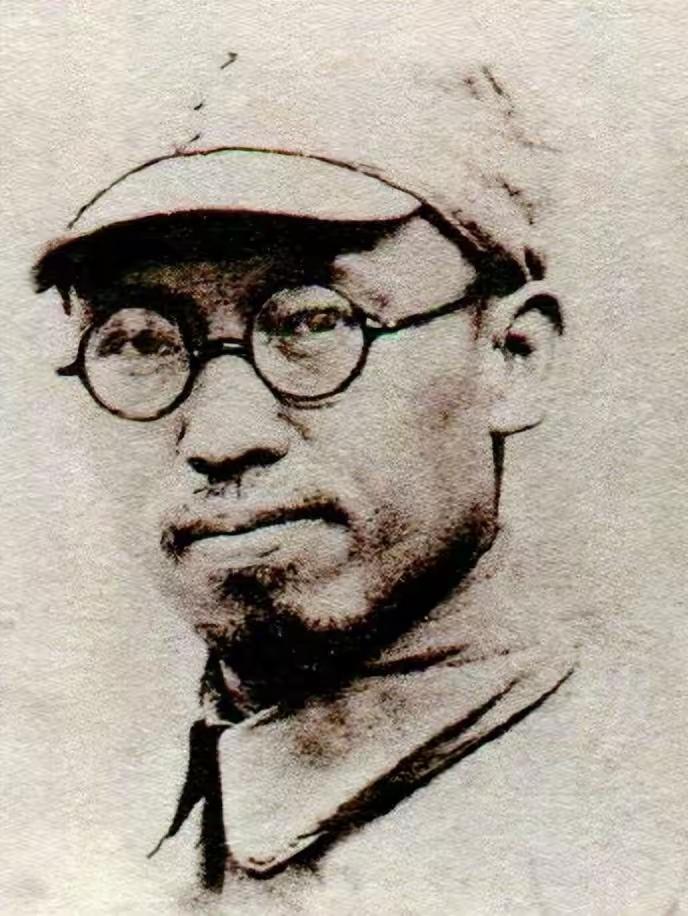 罗荣桓有个弟弟叫罗湘，从黄埔军校毕业后加入了国民党的部队，罗荣桓曾写信让他脱离国