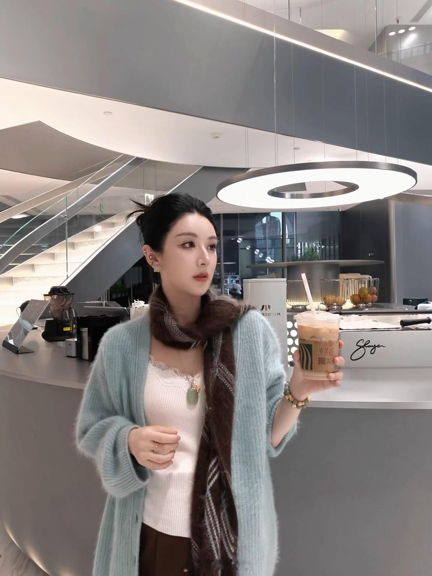 薇娅为什么能把基础款穿出高级感？​​​