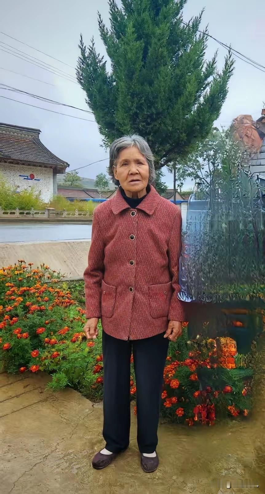 我父母都八十多岁了，我也五十多岁，现在我都不愿意去看他们，原因是什么呢那天