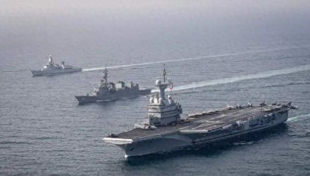 美国，为什么不敢打了？很多人以为，2016年南海的两艘美国航母，是“主动撤退”。