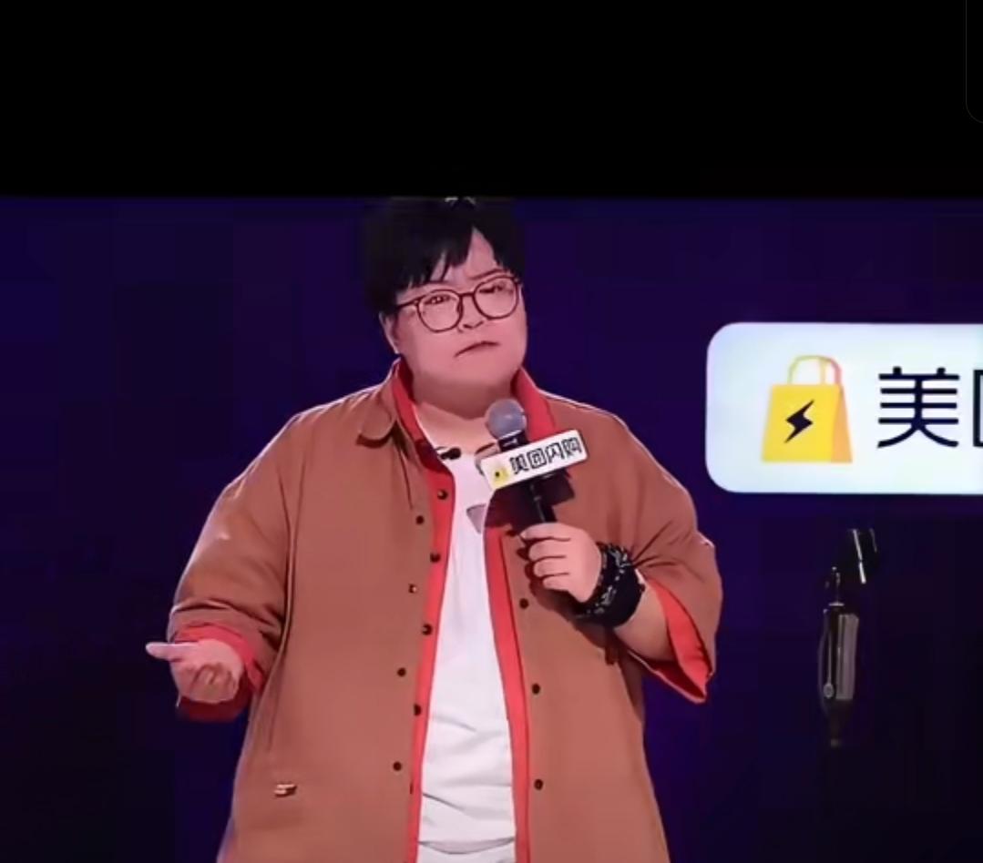 娱乐圈现实比小说疯救命！这才是顶配娱乐圈文吧。你有那么缺觉吗？合着爆出来的都是