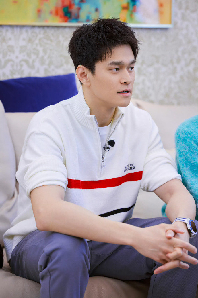 孙杨想让张豆豆看自己训练孙杨的浪漫就是——把泳池变成舞台，而你永远是最重要的观