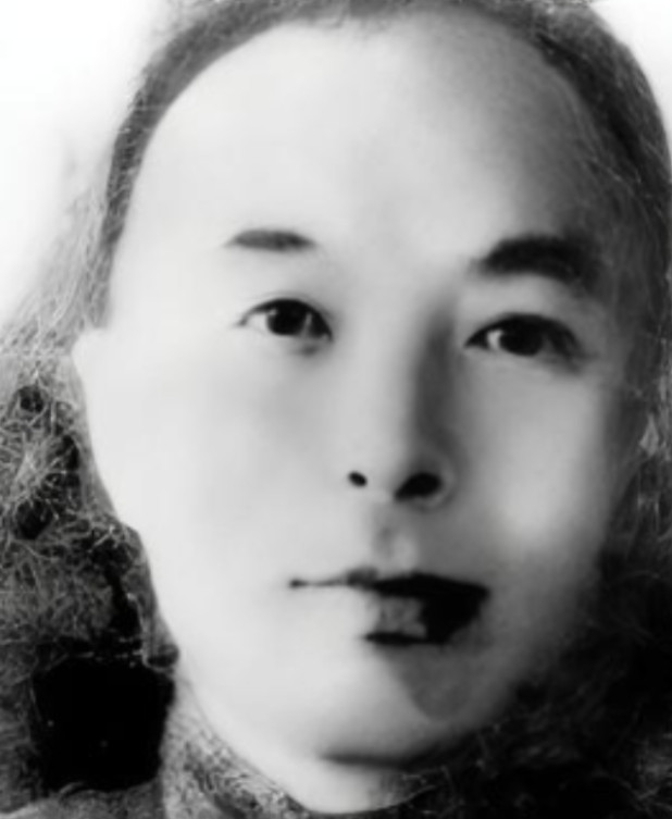 1946年，抗联将领李兆麟去一个年轻女子家里赴约，刚喝了一口茶后，他感觉有些头晕