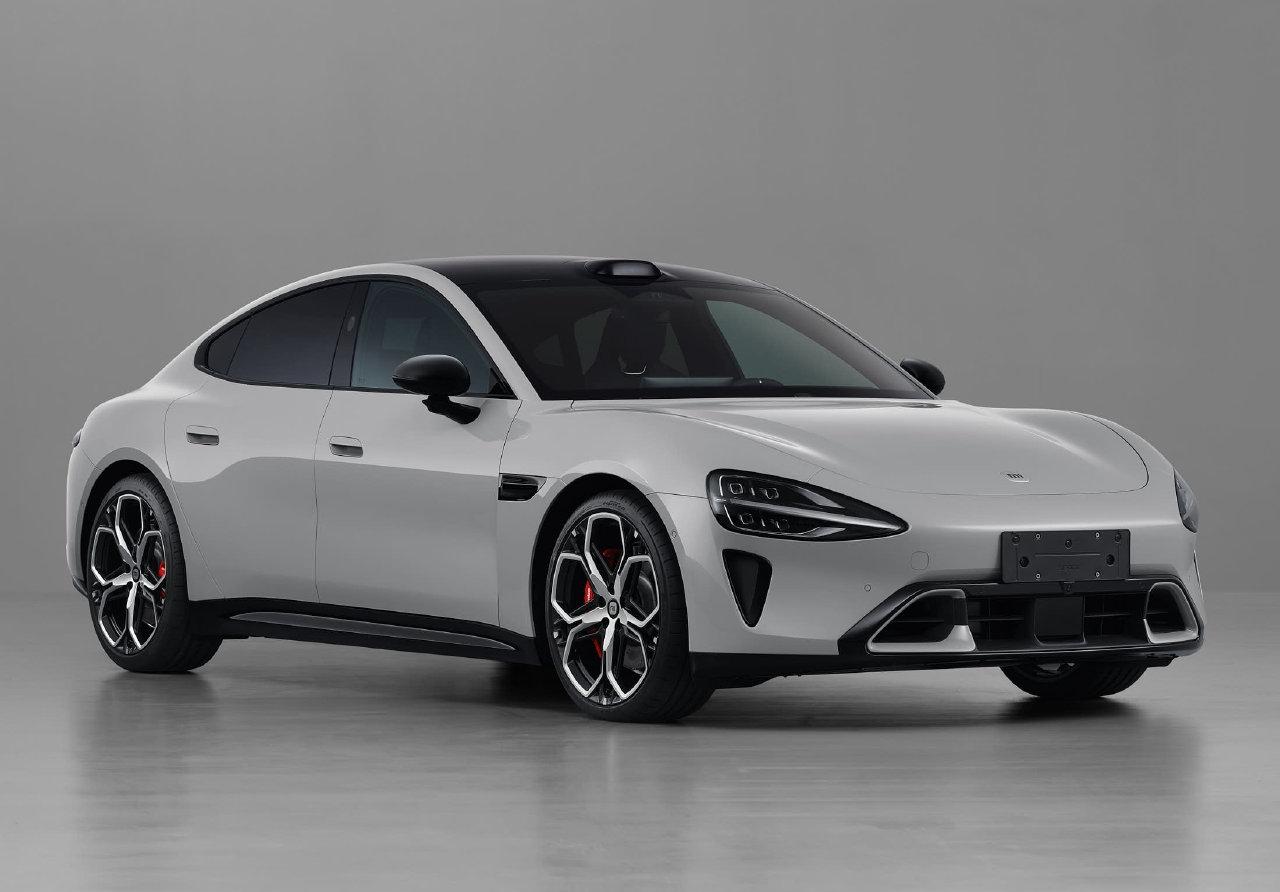 小米SU7玩起“调色盘”，18种颜色够不够你挑？1月12日，有博主爆料，4月