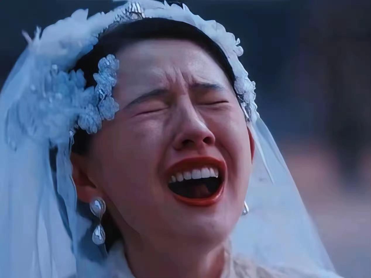 《灼灼韶华》褚韶华这人经不起细琢磨。别看她无所不能，待人公平正义。但现实中要是遇