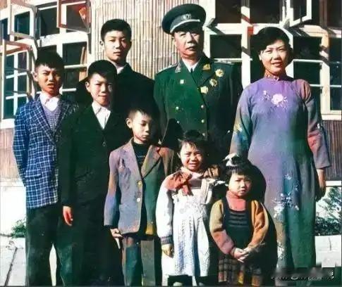1980年开国上将离婚：相伴四十年，子女为何甘愿放手阅读此文前，诚邀您点击