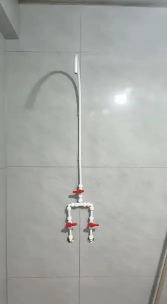 高手在民间，解决了几百块钱的花洒淋浴，安个喷头就可以洗澡了哟！