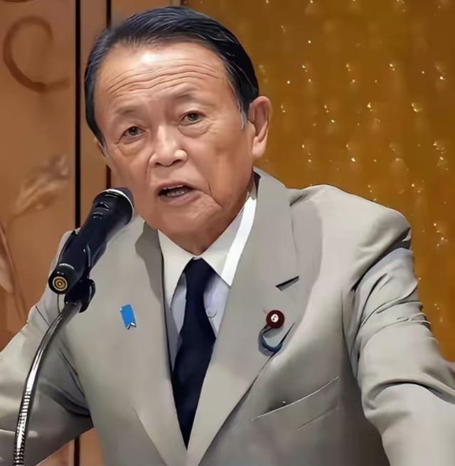中日交锋最头疼的其实是麻生太郎，他可能还是低估了中国的反应和反制手段。 原本