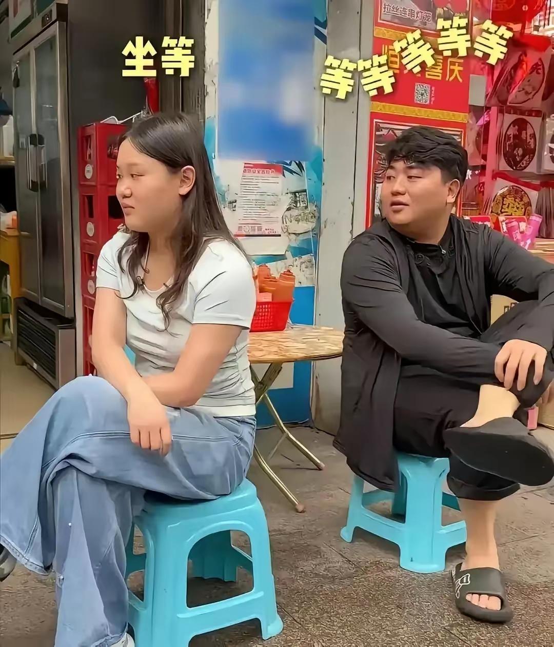 助农直播间里的这一幕，是真把“接地气”三个字玩明白了。全进华这话一甩出来，