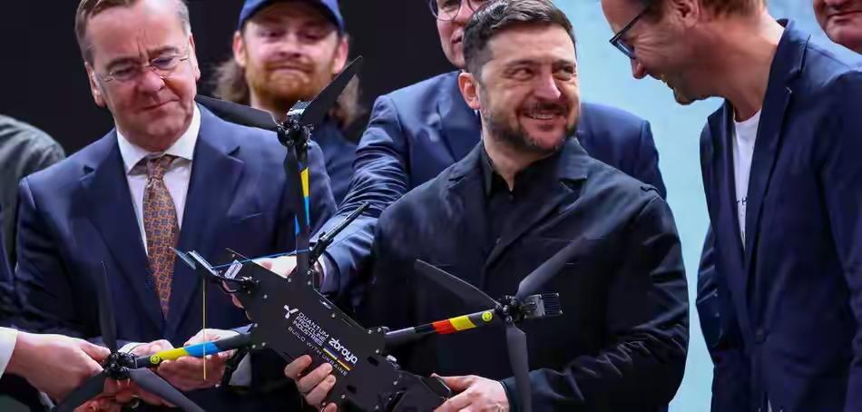 乌克兰年产220万架无人机，生产线却闲置63%，只因政府没钱下单。乌克兰战争