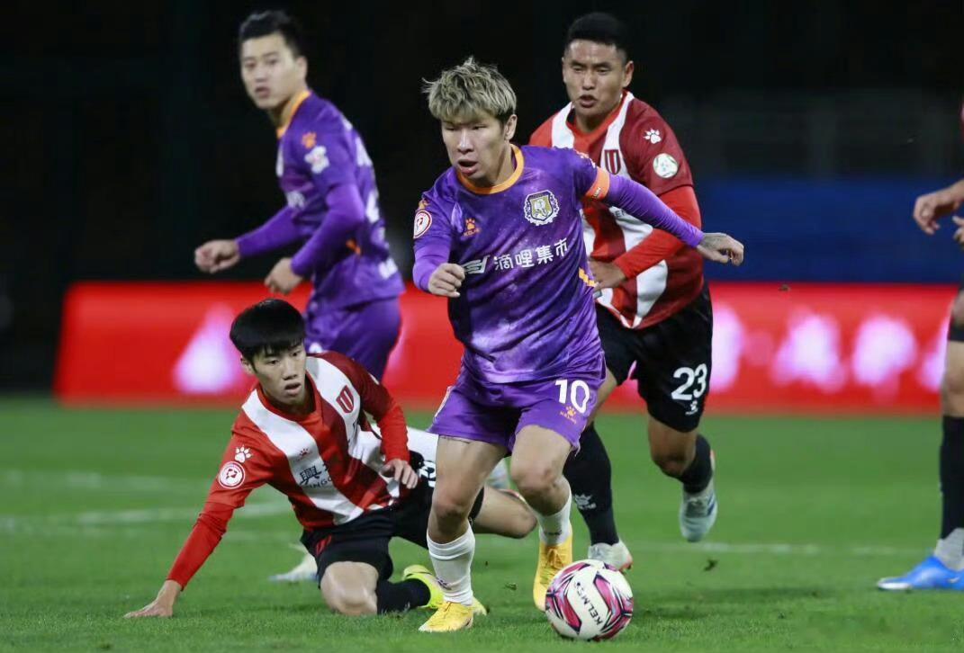 原黑龙江冰城队长李帅于被中国足协终身禁足，对此他也在社媒发文。李帅社媒：我既没有