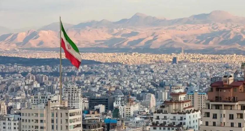 伊朗这次做了一件大多数国家不敢做的事，二战以来，有谁敢轻易袭击美军基地，又有谁敢