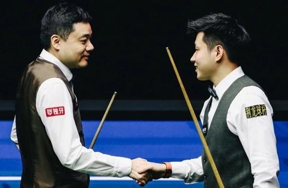 丁俊晖赵心童“双龙会”，成为了2026年世锦赛最大的亮点。这也让世台联犯了难。