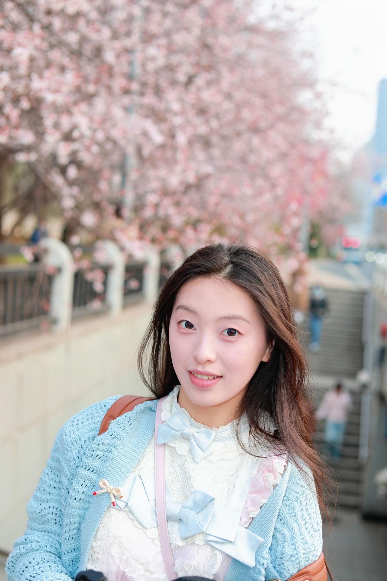 人像摄影约拍跟拍杏花氛围打卡杏花人像摄影原创原图直出照片