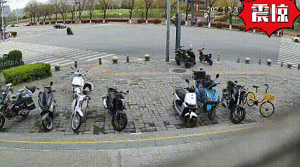 这是原视频，一死两伤。话不多说，官方已经通报了这起悲惨事故：3月30日下午3点