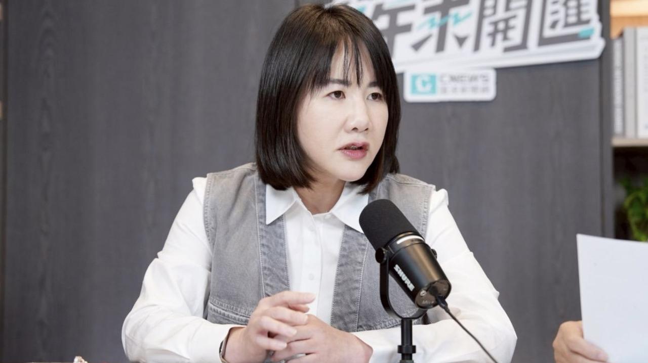 彰化县长提名僵局：谢衣鳯喊话郑丽文“说话算话”，姐弟各自登山，这一局怎么破？