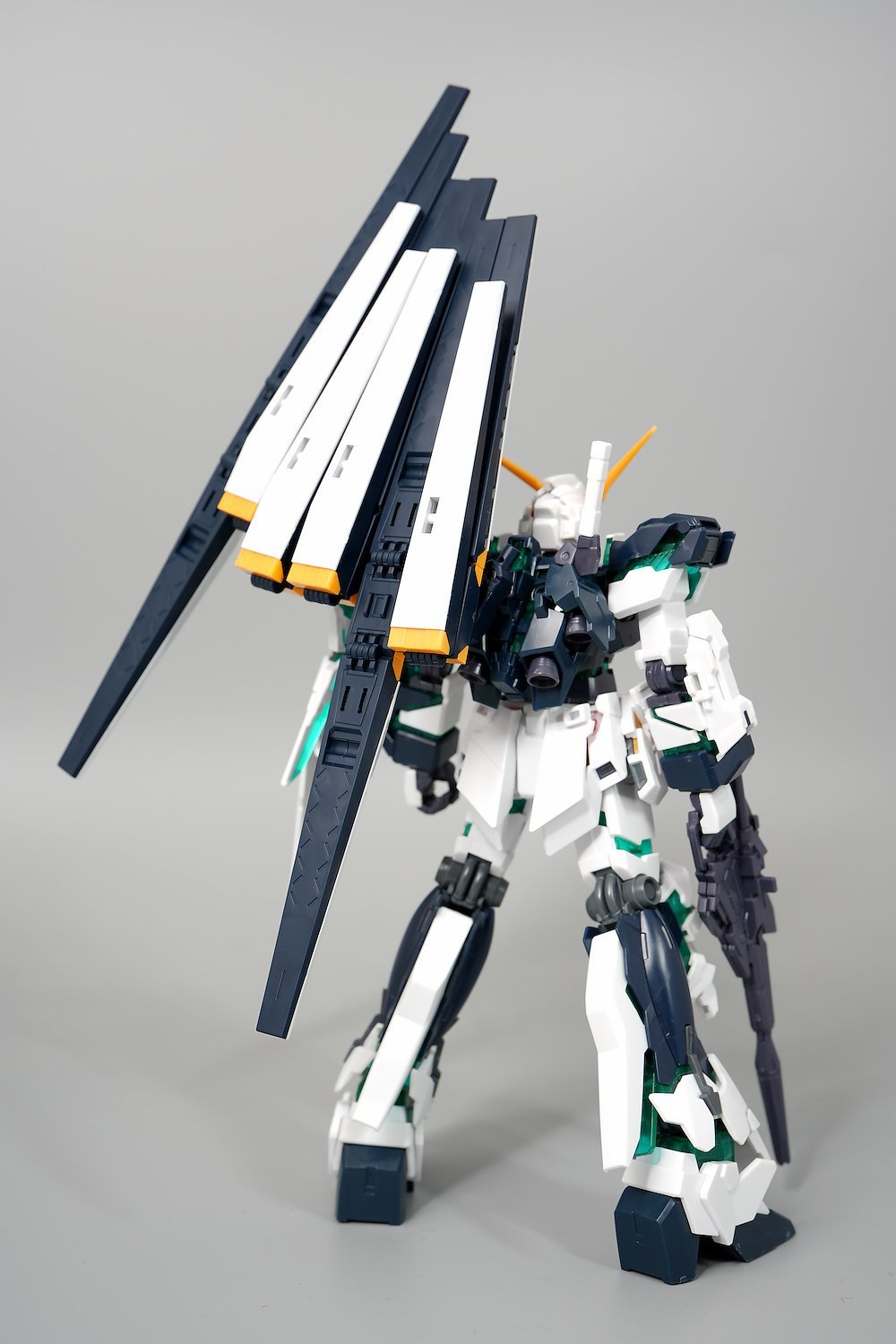 森野拓的OP浮游炮混搭高达模型高达模型