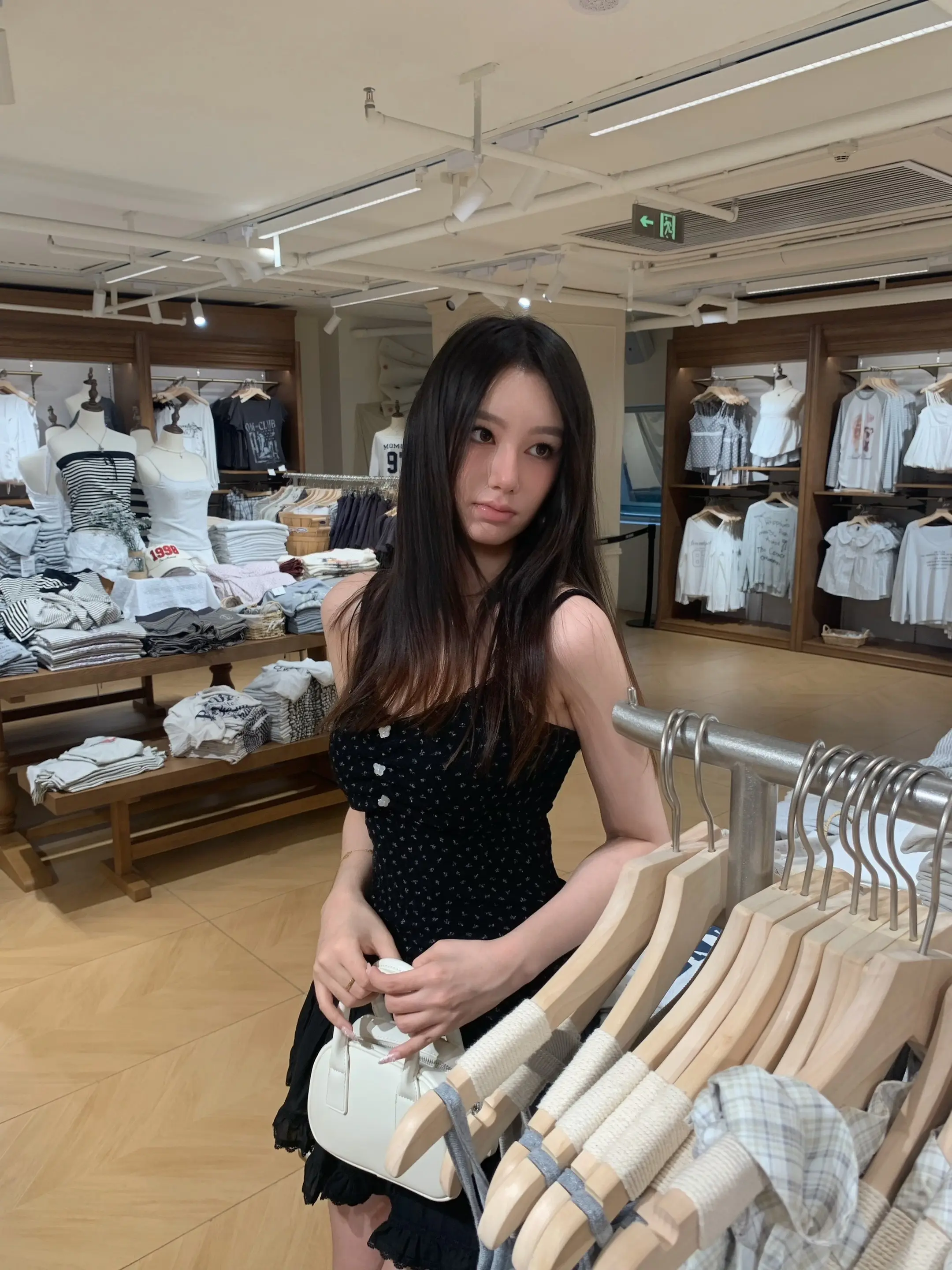 🐰🛍️ 逛街日记。