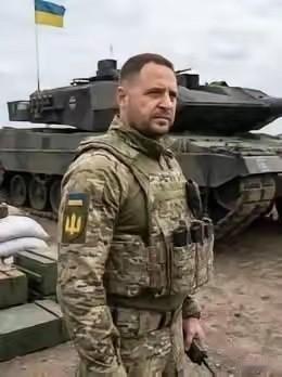 泽连斯基政权二号人物，刚辞职的安德烈·叶尔马克已经到前线了！特朗普的女婿库什纳与