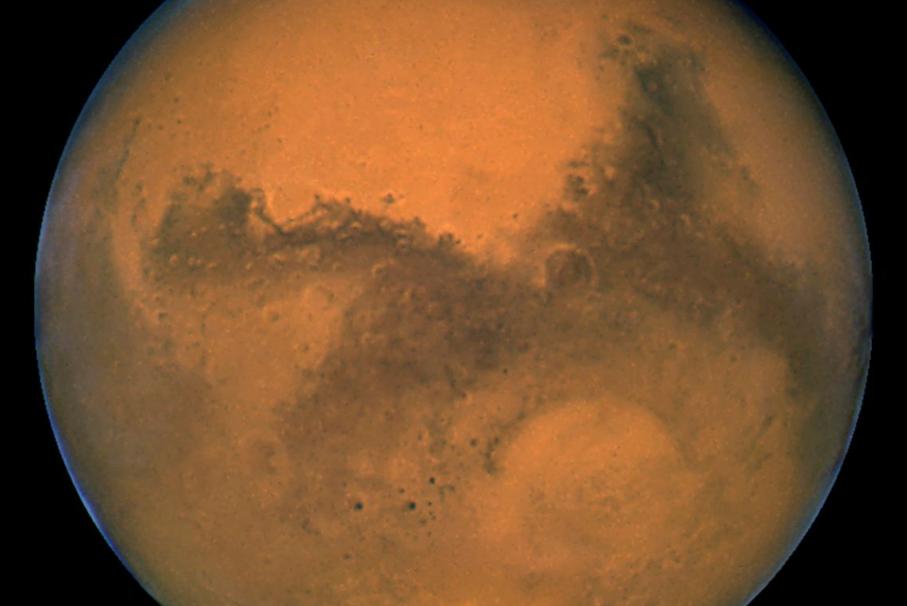 火星“生命绿洲”被找到！地表1米下藏水冰成人类登陆最佳候选地美国《科学日