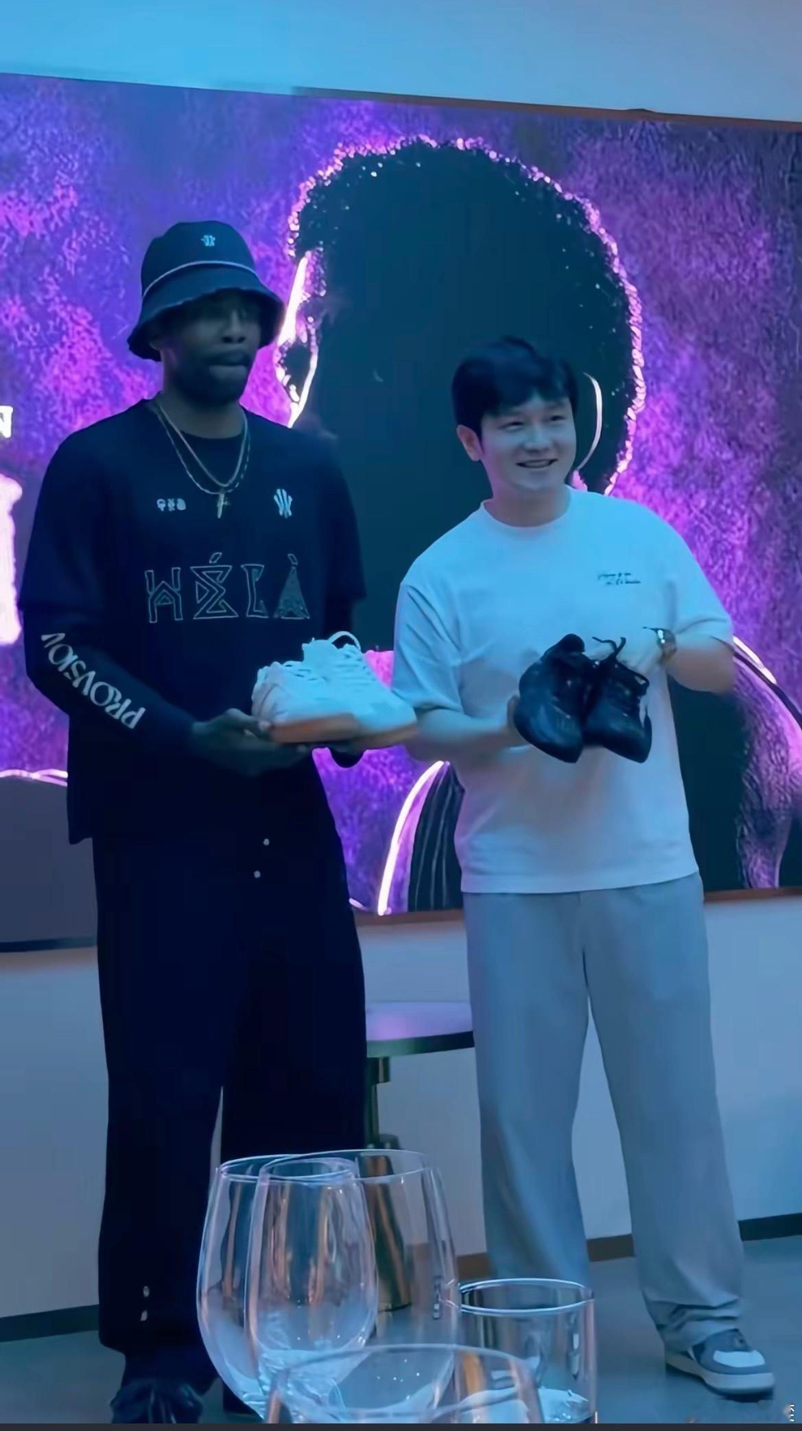 咚咚大王这个是早起的惊喜吗樊振东乒颜一樊振东与欧文互动