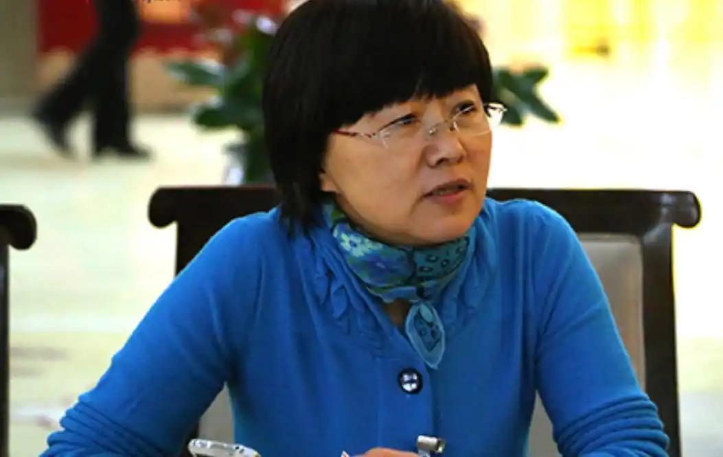 美国彻底坐不住了，五角大楼那些高层怎么也想不通，自己砸下几千亿美元、苦心经营了几