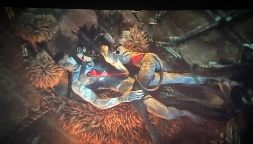 上校觉醒戏被删30分钟蓝光版补回40分钟，年底见真章。卡梅隆憋着火说，影院