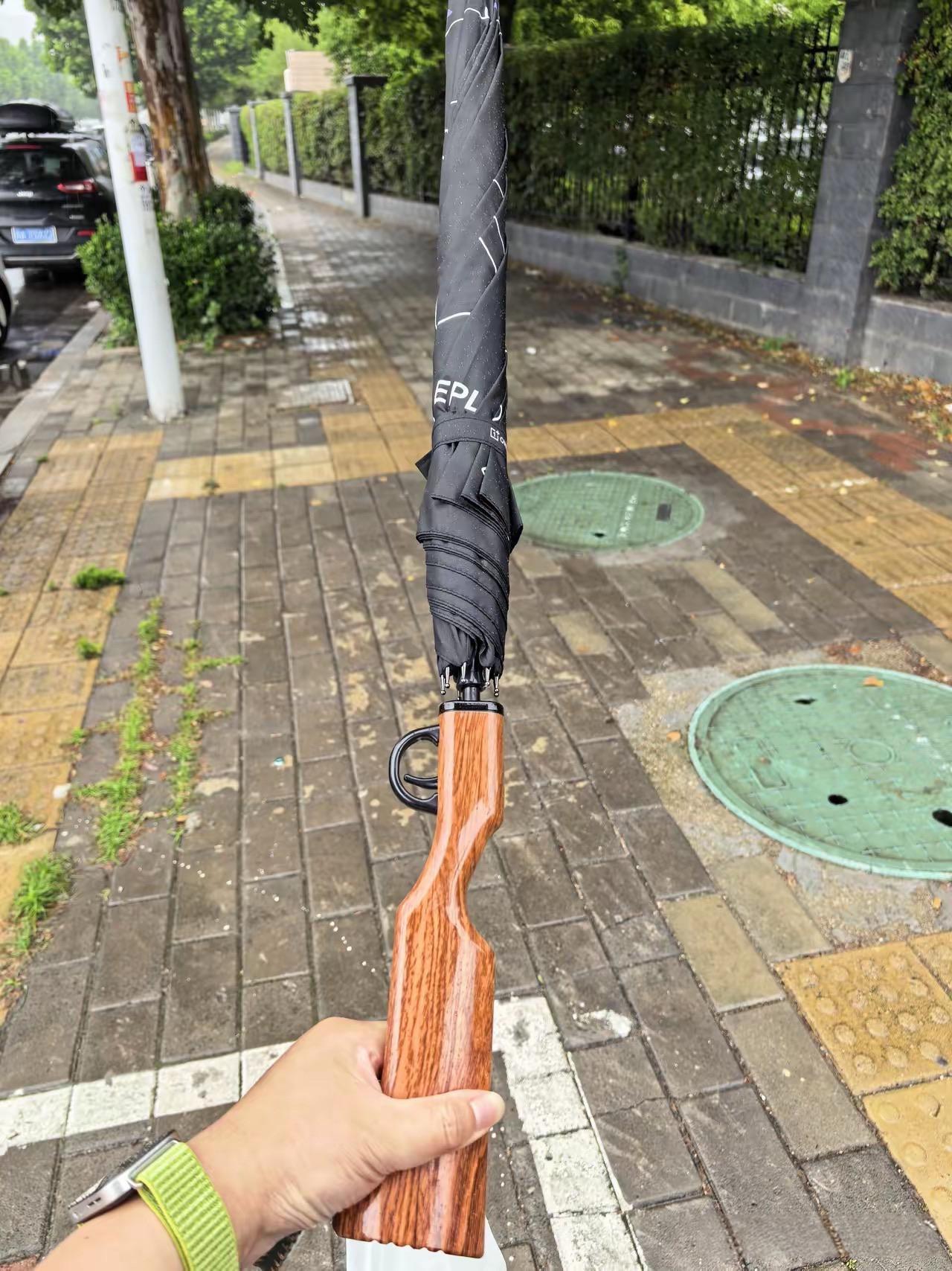 这样的伞拿在手里会不会被误会