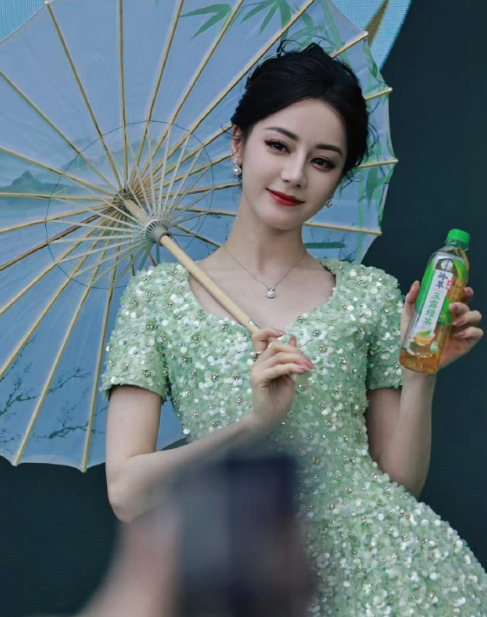 江南春不如你，横水秋也不如你