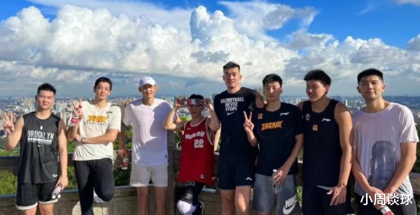 32岁老将<em>孙桐林</em>重回深圳队,将以双重身份辅佐老队长周鹏