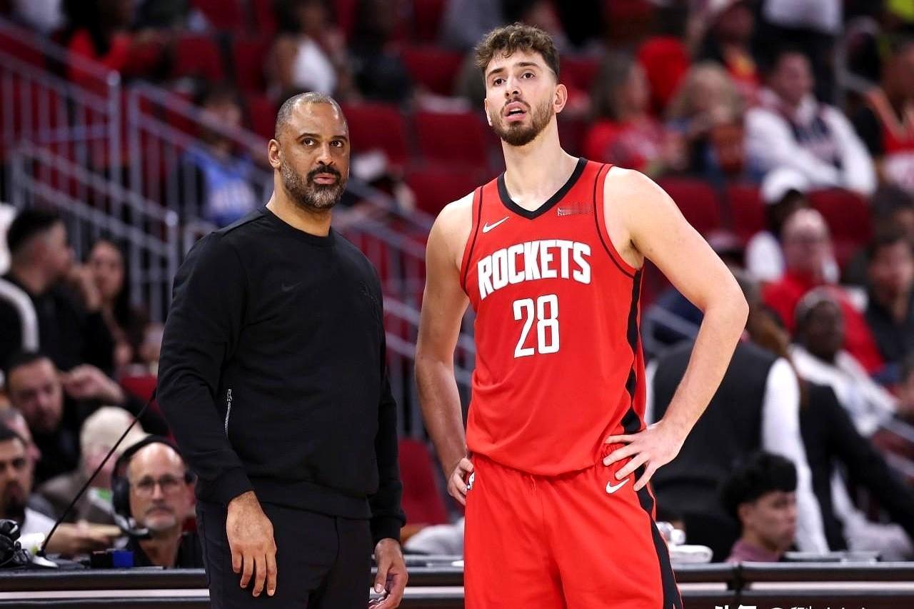 8次失误，三分10中1，罚球7中2，火箭不是输给对手。你敢信吗？加时赛打光