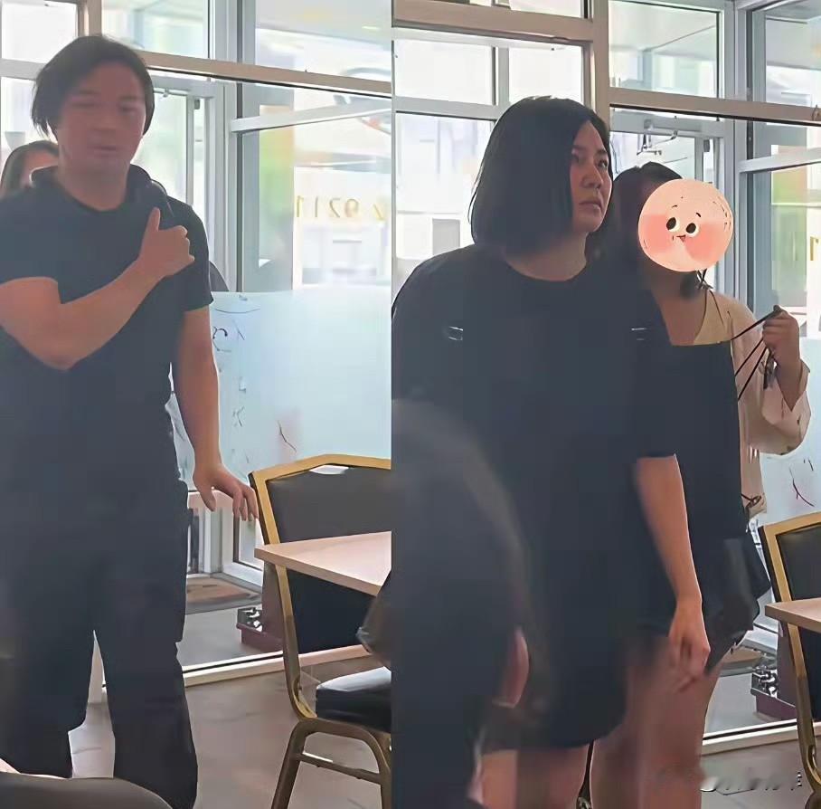 蒙嘉慧久违亮相，身形变化冲上热搜，很多网友感慨“毁童年”。看过《法证先锋》的都记