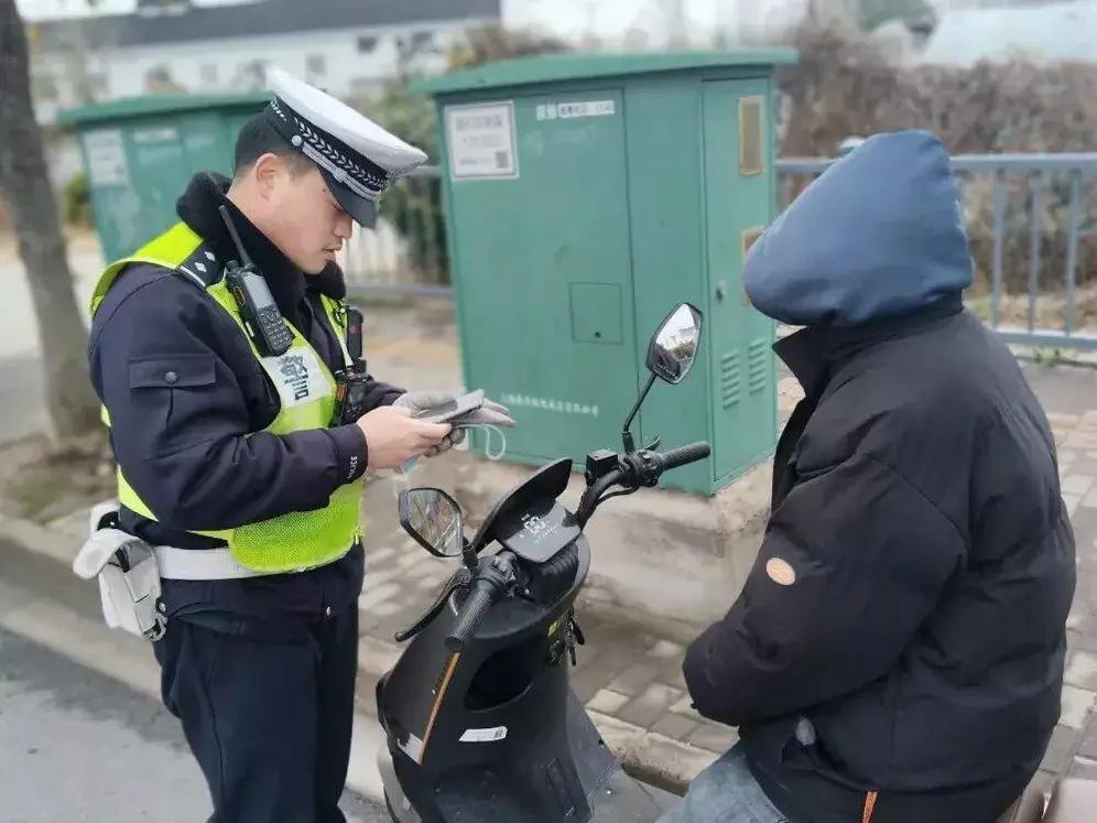 2026年4月1日起，电动车新规来了，有“三禁五罚”得注意。全国执行统