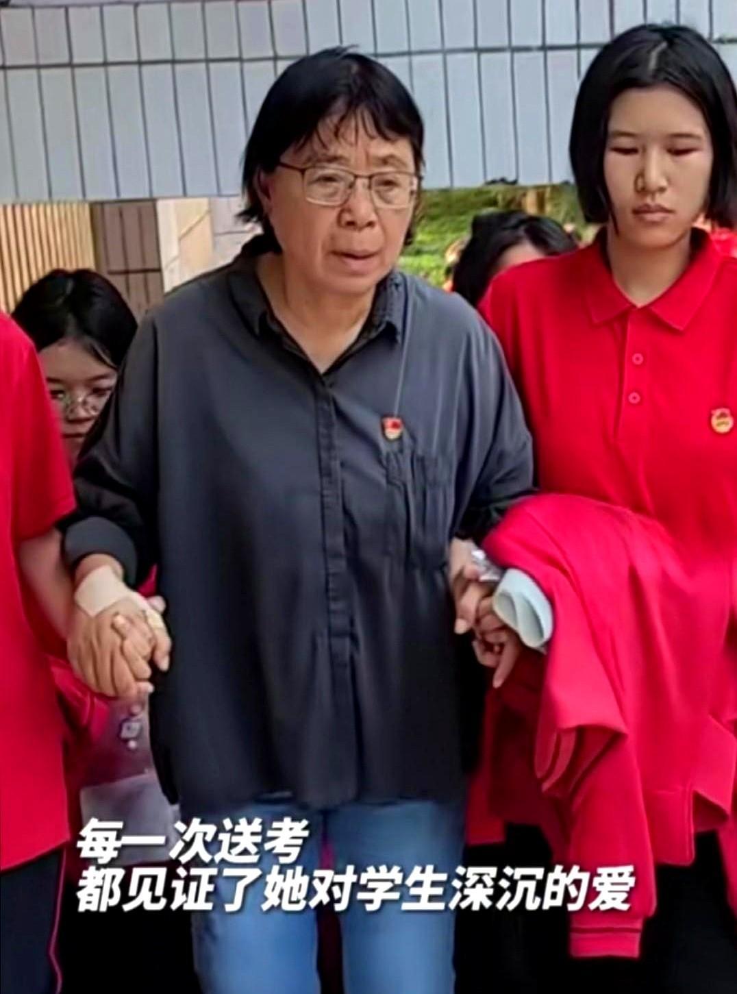 有人质疑女子高中这些年没有往清北送过学生，那我想问，清北这些年又培养出几个张桂梅