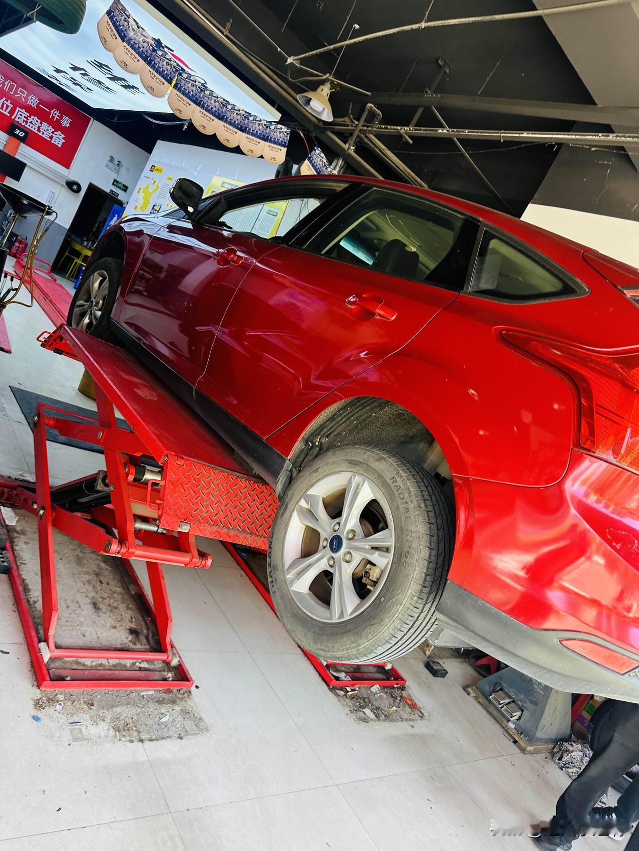 要离开菏泽回来之前我的小老爷车被老爷们先送到了菏泽的小拇指修车行再看看病检查一下