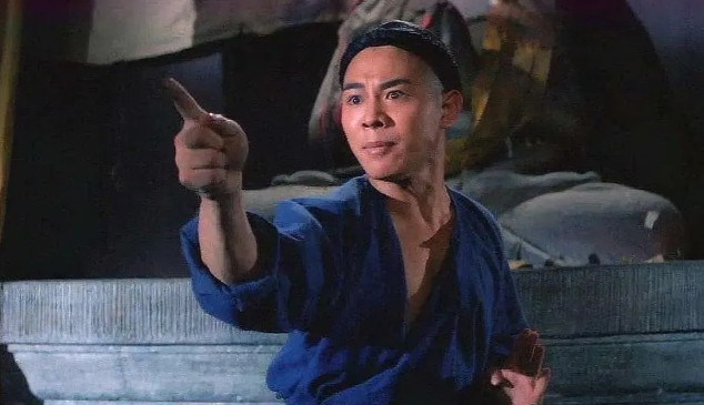 1986年，李连杰拍摄电影《南北少林》时，发现了一个秘密让他非常生气：他作为主演