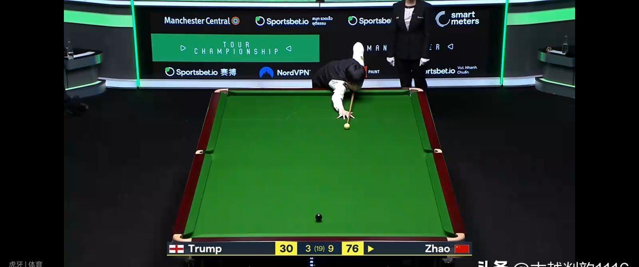 贾德·特鲁姆普的团队把庆功宴菜单发到群里，赵心童用五连鞭把桌子掀了。赛前，小