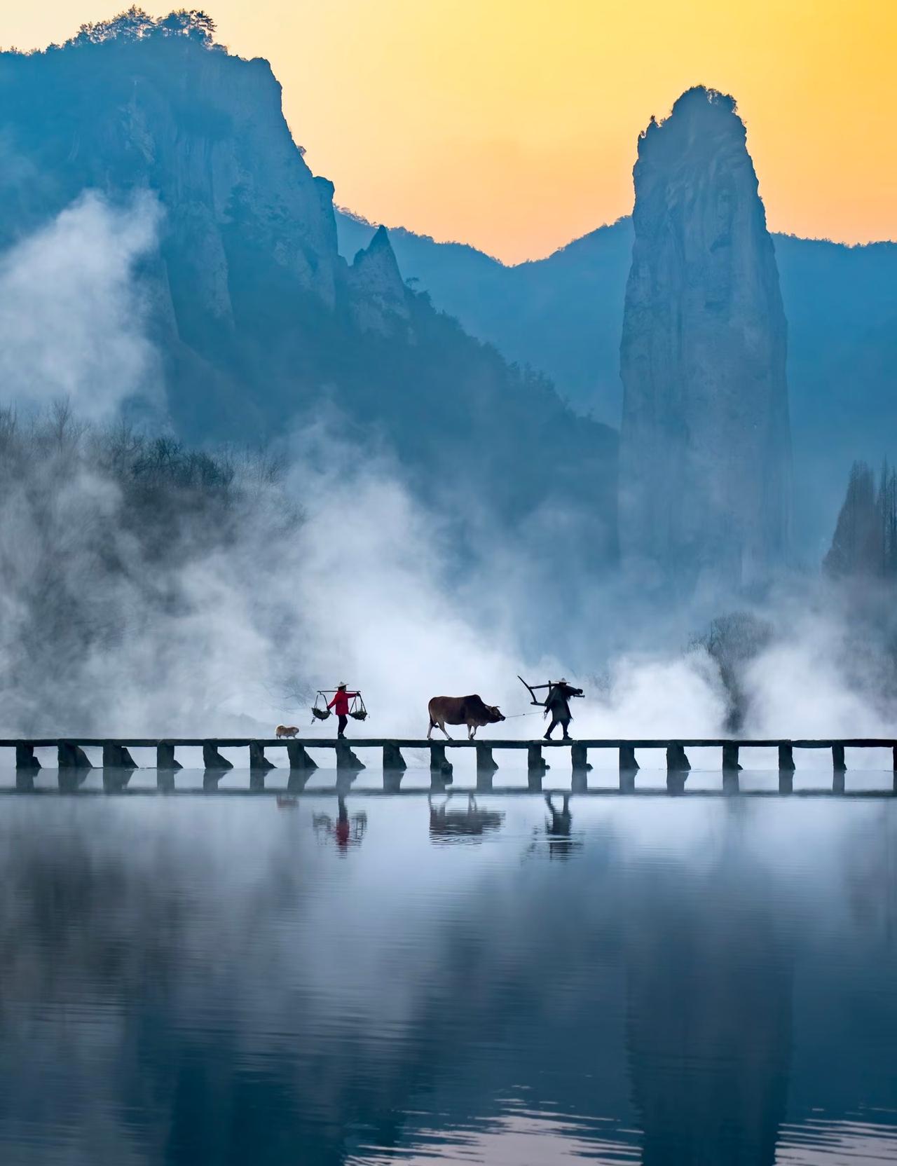 五一之后再出去玩吧！现在就先不跟着凑热闹了。本来想在五一假期去丽水玩，寻思