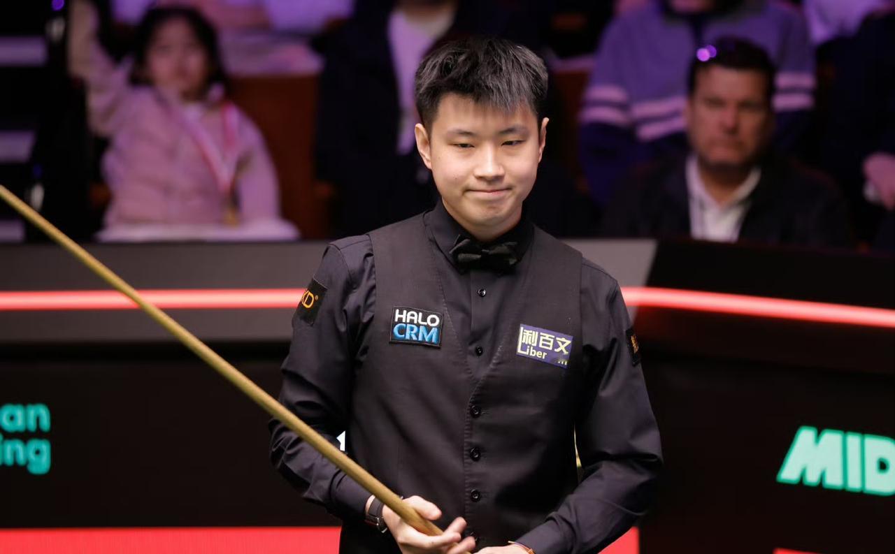 有惊无险！第三次闯入世锦赛第二轮，赵心童：我打得并不好，压力很大。10-7战