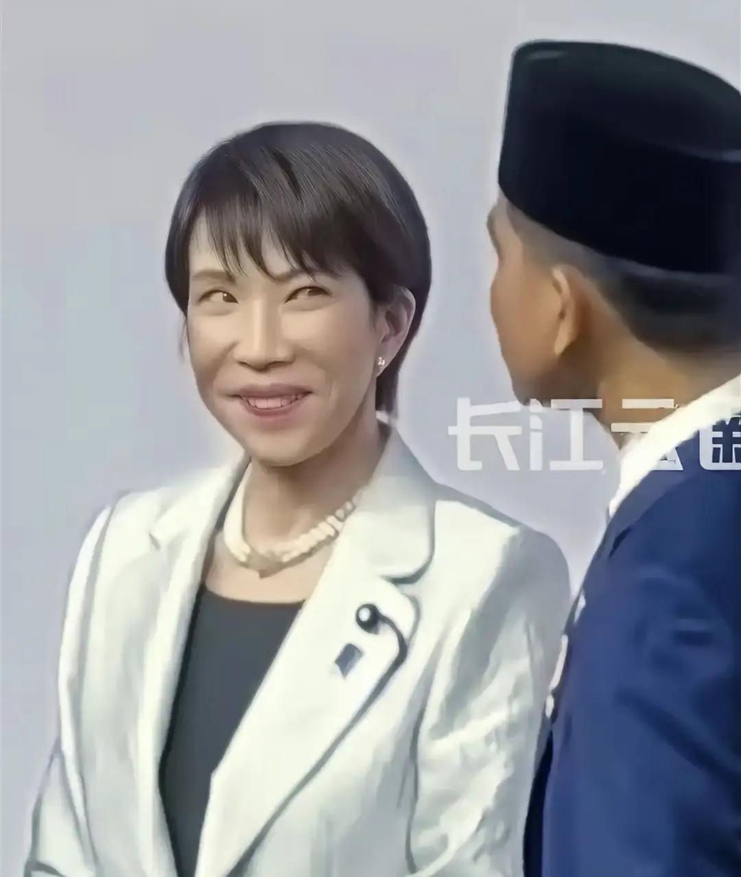 坐不住了！日本表态！先把事摆清楚：东京最近把“反击能力”又往前推了一步，口