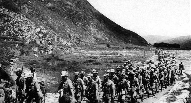 1950年，志愿军缴获了一批保暖物资，足足有3000条毛毯，众人喜气洋洋，终于可