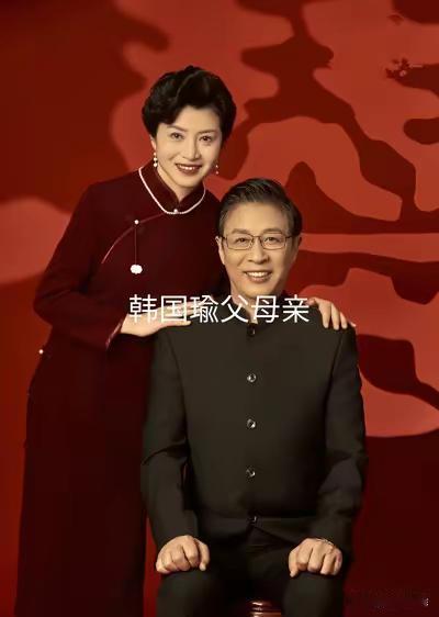 翻开韩国瑜的家族史很有故事。他父亲韩济华是抗日远征军，祖籍河南商丘。韩济华对军事