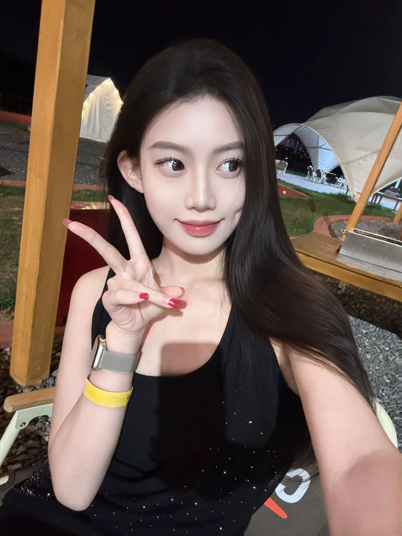 人，只有一生，追逐太多欲望，只会身心疲惫，人生最贵的不是金钱，地位，而是健康，时