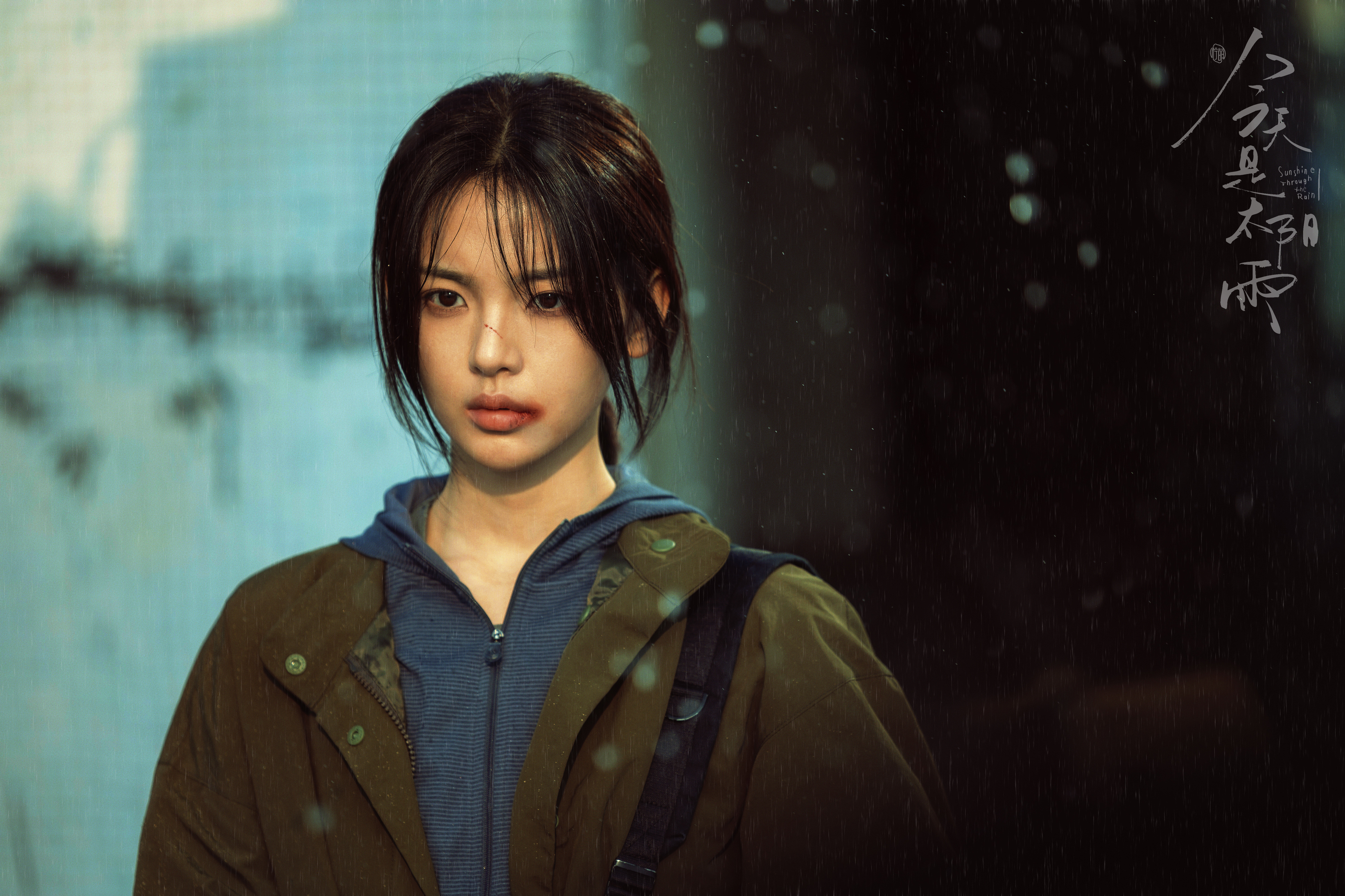 看看这眼神故事感，不知道的以为在拍电影🎞️。犯罪悬疑类型请深深吻上这个杨超越