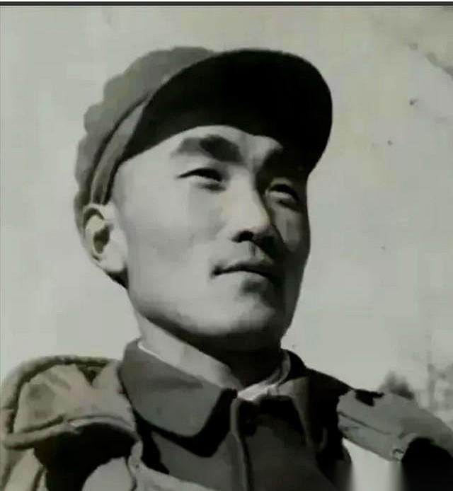 1951年，朝鲜战场，志愿军91团指挥部。团长李长林手指往南边一戳：“从这儿突围